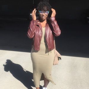 Boohoo green ribbed midi with front split